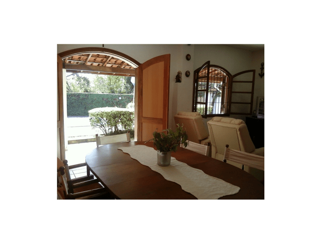 Casa em Maranduba, litoral norte, anunciada no Max Temporada: a 150 metros da praia, preço sob consulta Casa em Maranduba, litoral norte, anunciada no Max Temporada: a 150 metros da praia, preço sob consulta