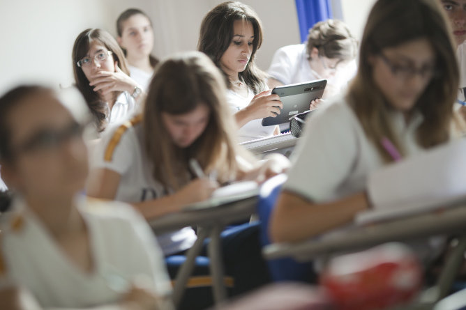 Educação