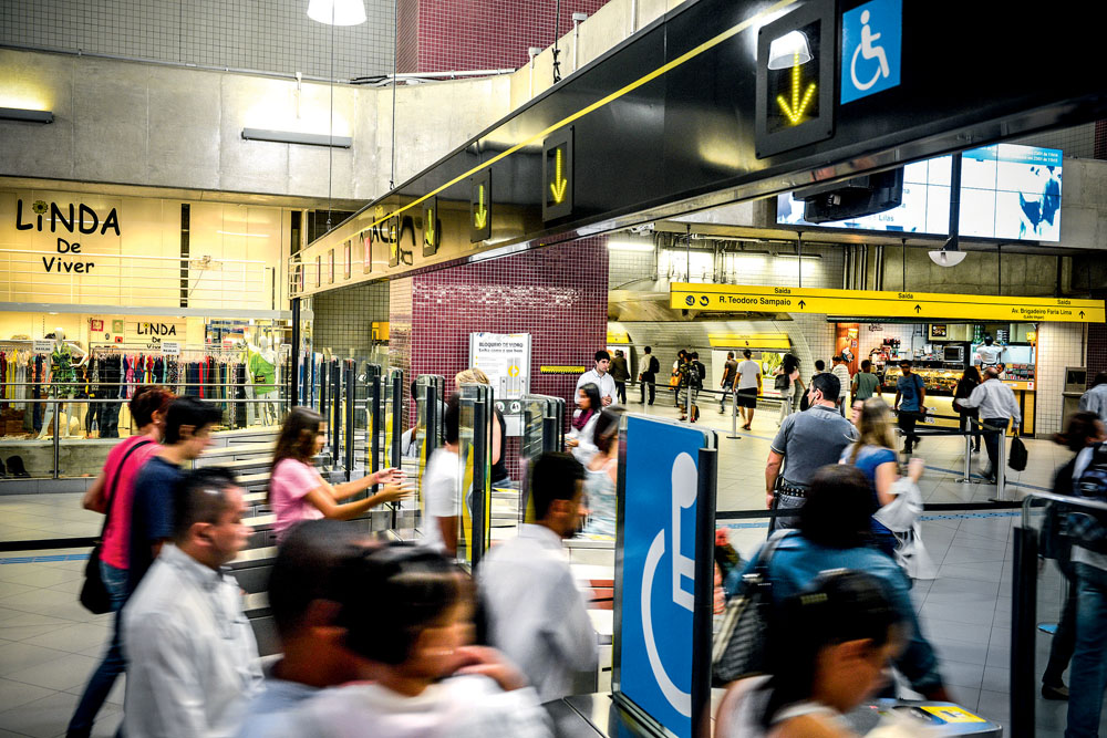 Linha 4-Amarela do metrô tem trechos interditados neste domingo