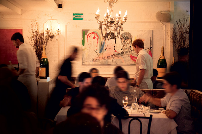 Restaurantes moderninhos com clima de balada