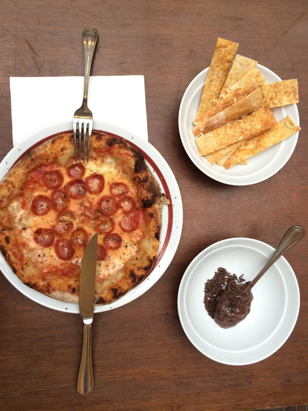 Premiada pizzaria Bráz agora abre para o almoço às sextas