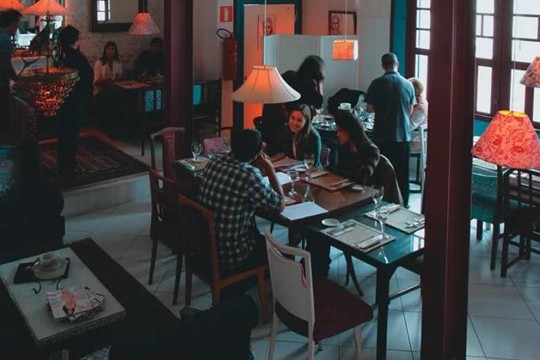 Marakuthai: cozinha contempor&acirc;nea nos Jardins