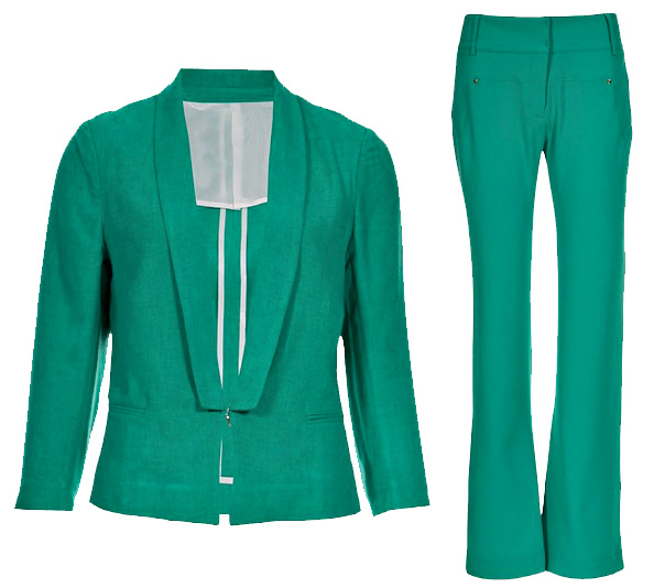 De viscose. Blazer, R$ 698,00, e calça, R$ 498,00. Fillity para Farfetch, ☎ 3958-8695, www.farfetch.com.br. De viscose. Blazer, R$ 698,00, e calça, R$ 498,00. Fillity para Farfetch, ☎ 3958-8695, www.farfetch.com.br.