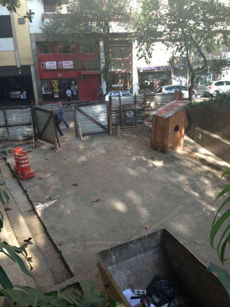 Garagem pública subterrânea: segundo prefeitura, obra será concluída em 2014 Garagem pública subterrânea: segundo prefeitura, obra será concluída em 2014