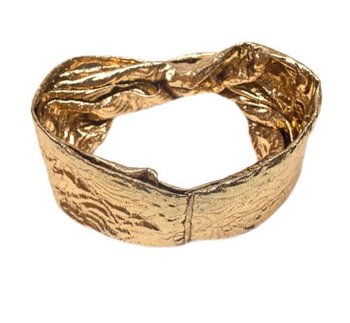 	Lam&ecirc;. R$ 120,00. Tula, ☎ 99986-3473, www.tulacasqueteria.com.br.