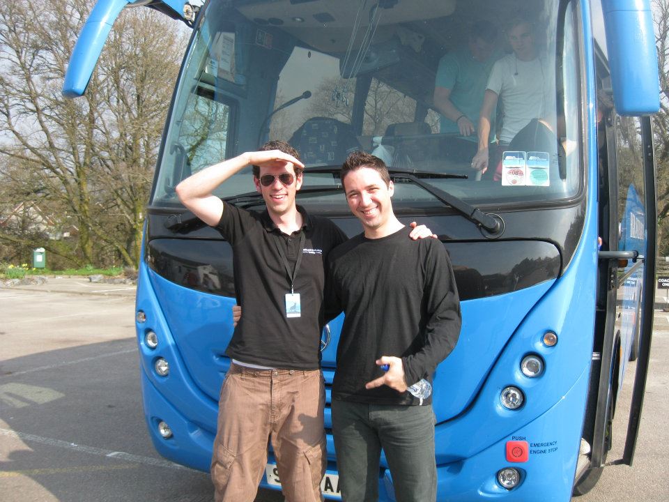 Moradores de São Paulo trocam carros e até metrô pelo ônibus