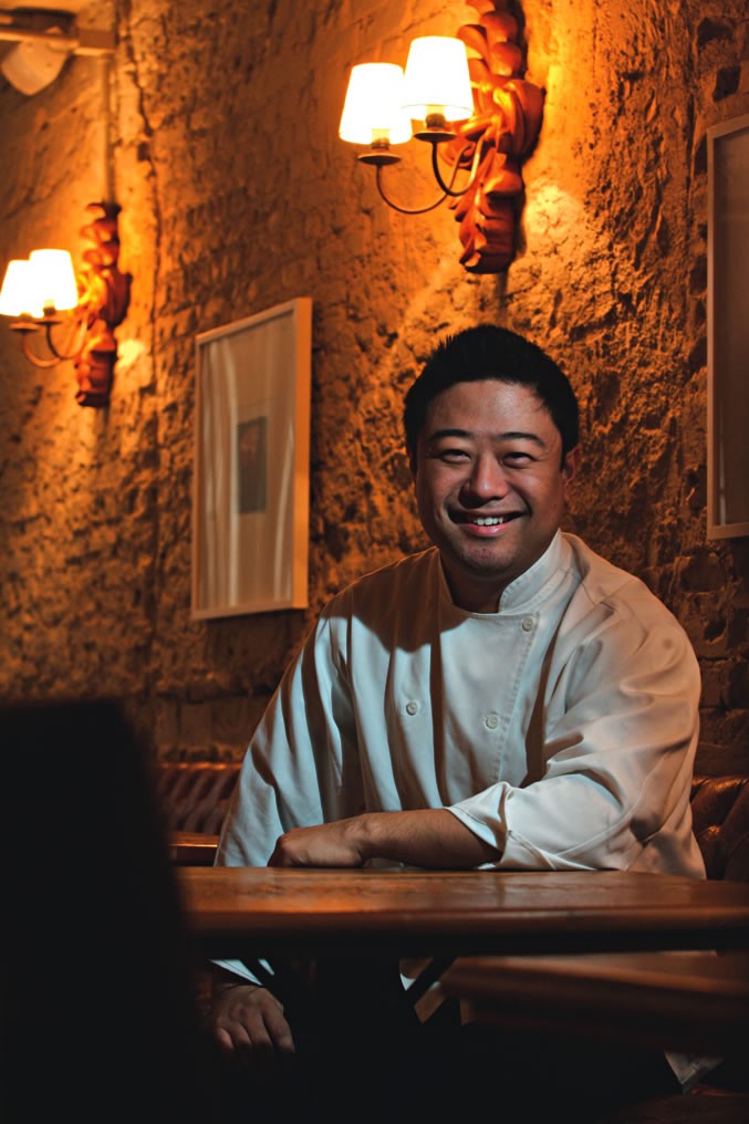 Estreia de sucesso: ex-eñe, Flávio Miyamura torna-se chef do Miya