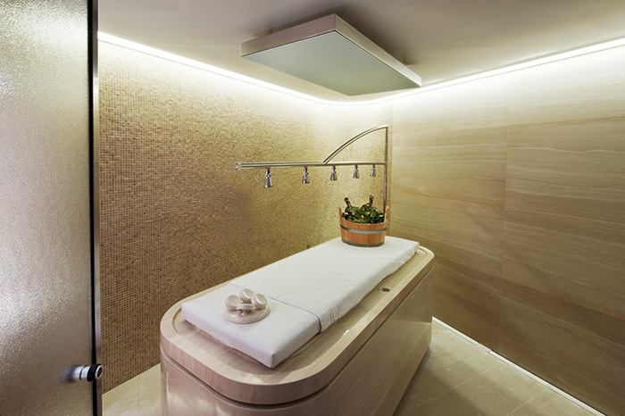 Spa-Le-Bristol-by-La-Prairie---Russian-room-2_${64635946}