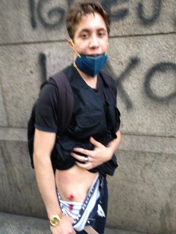 	Willian Faria, de 21 anos, foi atropelado por um carro que tentava fugir da manifesta&ccedil;&atilde;o