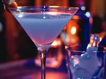 Lounge catalão Menys já nasce concorrido