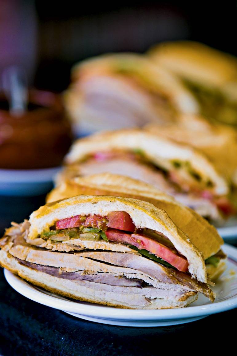 Os mais vendidos de lanchonetes e restaurantes da cidade