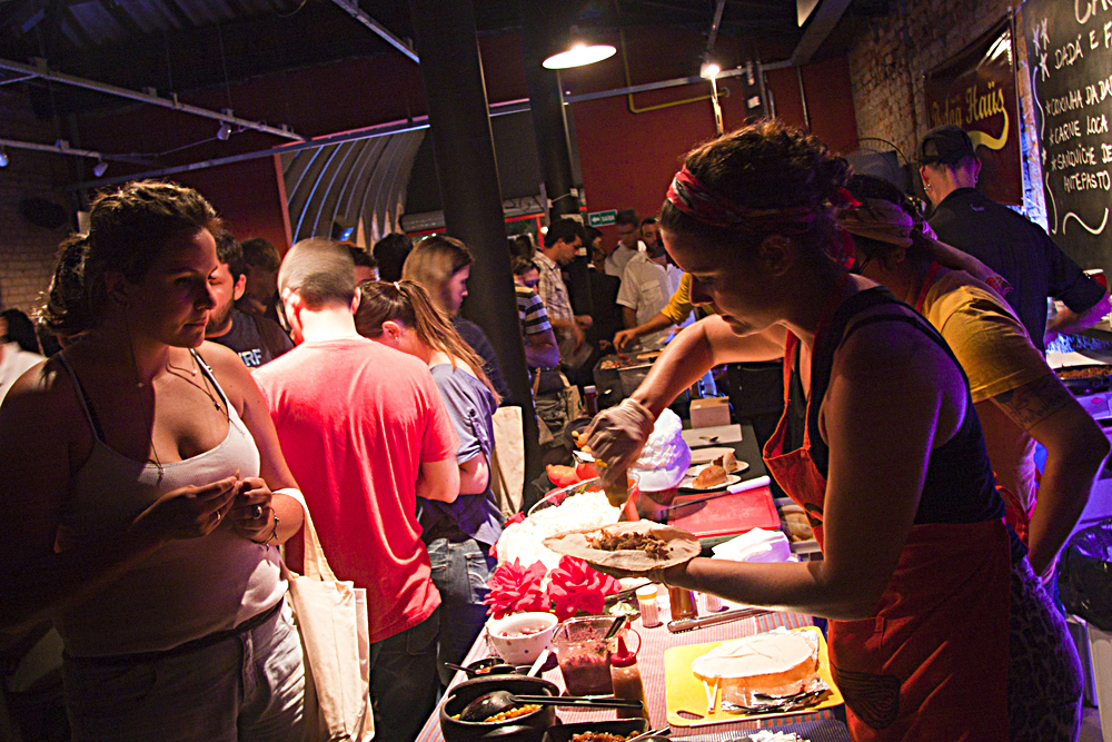 Câmara aprova regras para venda de comida de rua em São Paulo