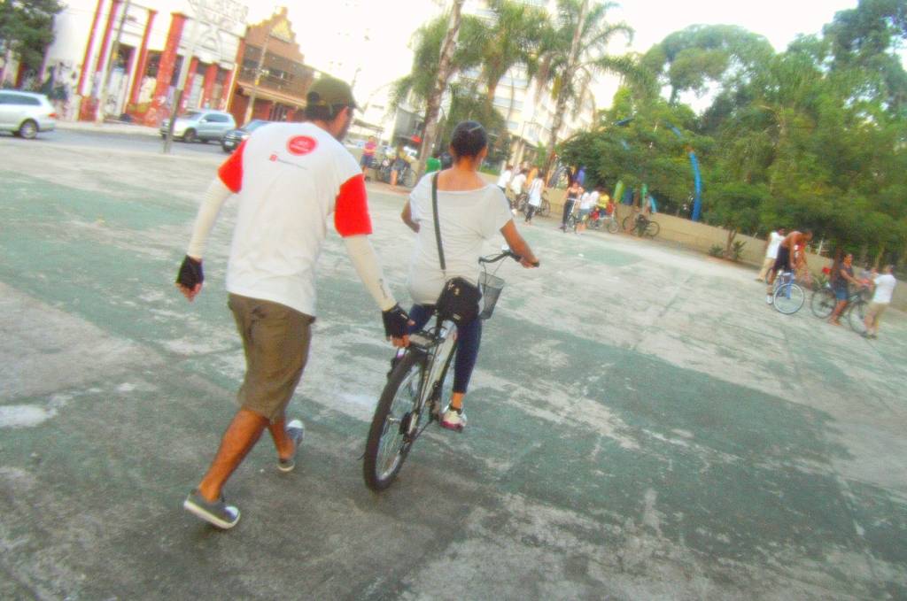 Bike Anjo: professores sobre duas rodas