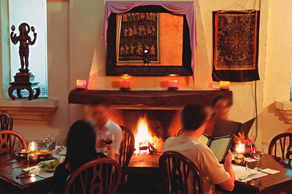 Restaurantes que abrem para o jantar neste feriado