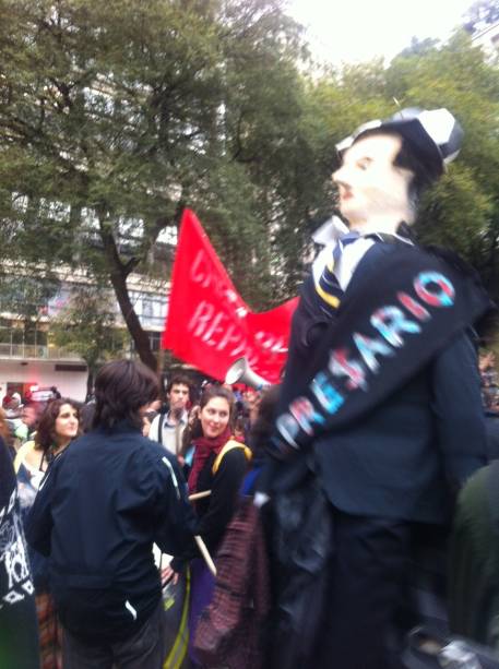 	Ato percorre as ruas do centro de S&atilde;o Paulo nesta quarta (14)
