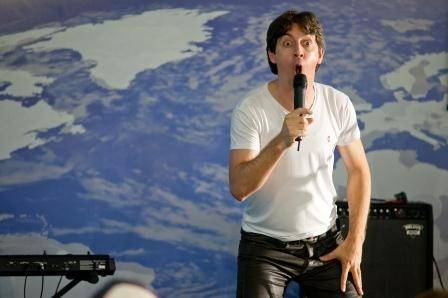 Comediantes apostam suas fichas em stand-up temático