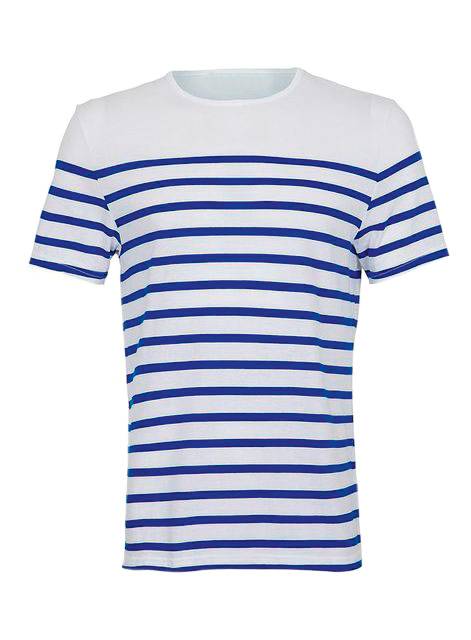 Jogo gráfico. Camiseta, R$ 84,80, Topman na Topshop, Shopping Iguatemi, tel.: 3812- 2058, www.topshop.com.br. Jogo gráfico. Camiseta, R$ 84,80, Topman na Topshop, Shopping Iguatemi, tel.: 3812- 2058, www.topshop.com.br.