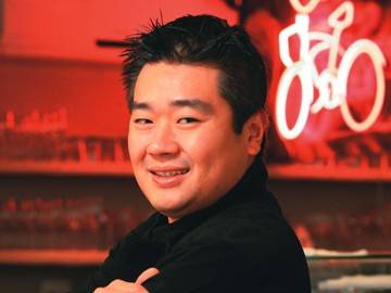 Em voo solo, sushiman Edson Yamashita inaugura o Aze Sushi