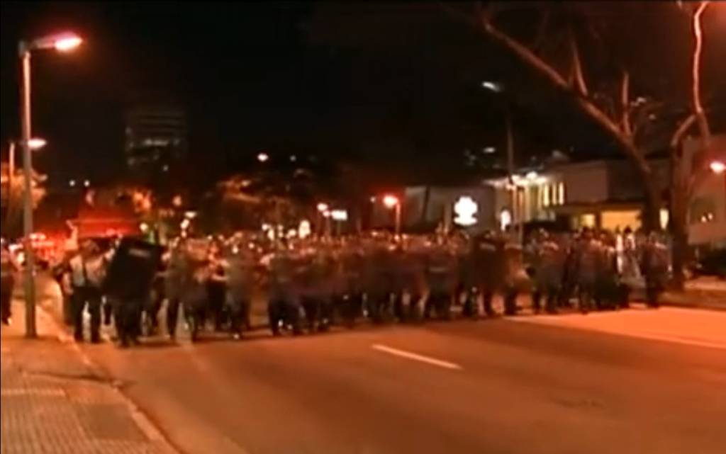 Ato contra Alckmin termina em confronto com a PM e cinco detidos