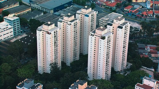 Escândalo Imobiliário - Administração 2270