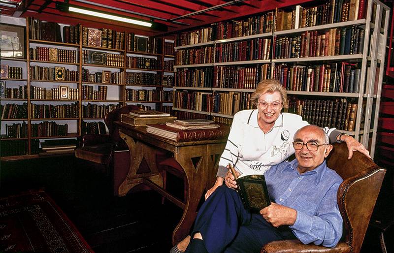 Biblioteca com mais de 50 mil livros sobre o Brasil abre ao público