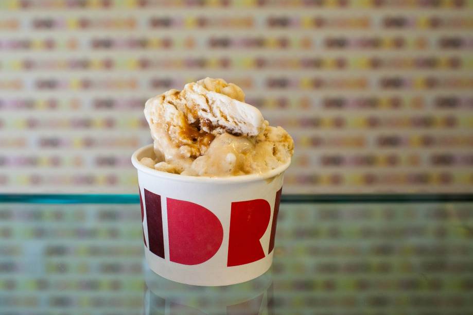 Sabores assinados: tapioca com doce de leite e cumaru é criação do chef Leo Botto Sabores assinados: tapioca com doce de leite e cumaru é criação do chef Leo Botto