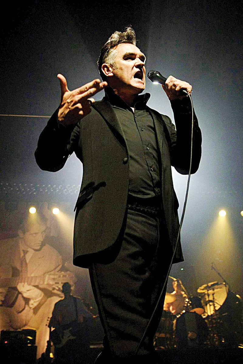 Morrissey e One Direction se apresentam na cidade