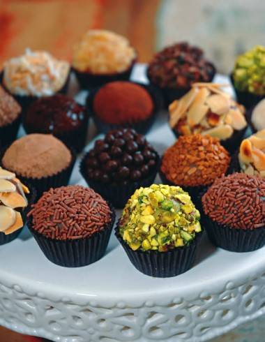 Brigadeiro Dicunhada apresenta 61 versões do docinho