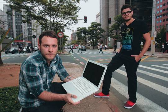 Flagrantes de infrações cometidas pela CET viram sucesso na internet