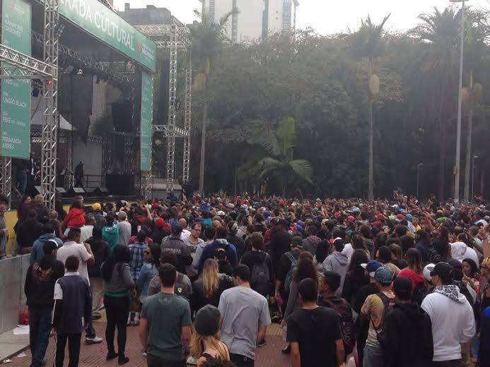 	MV Bill no Palco Rep&uacute;blica da Virada Cultural