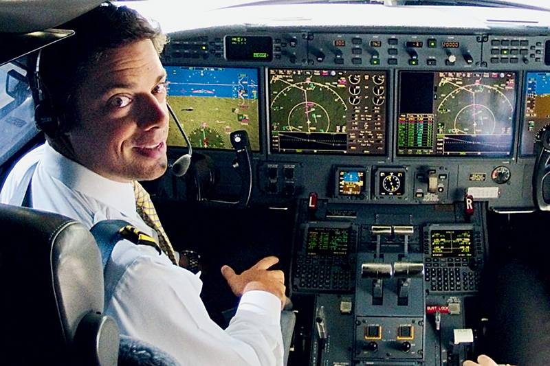 Dentro de um King Air C90: agenda dividida entre shows e viagens Dentro de um King Air C90: agenda dividida entre shows e viagens