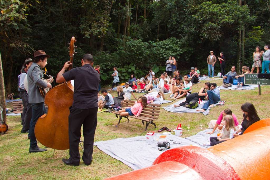 Piquenique de luxo tem menu criado por chef e música ao vivo