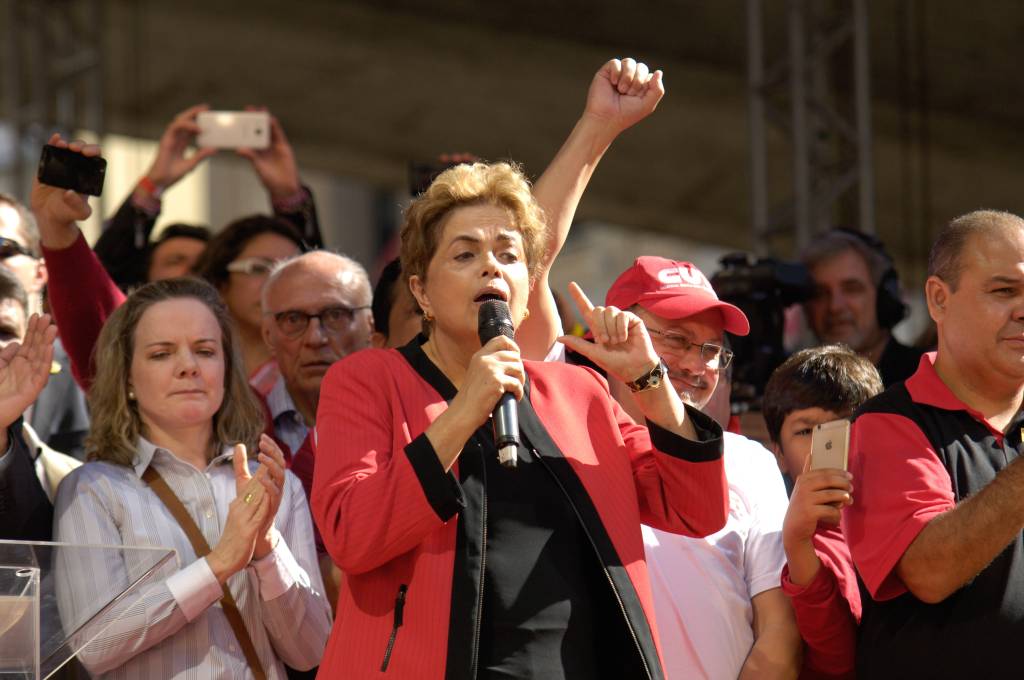 Dilma anuncia reajuste do Bolsa Família em 9%
