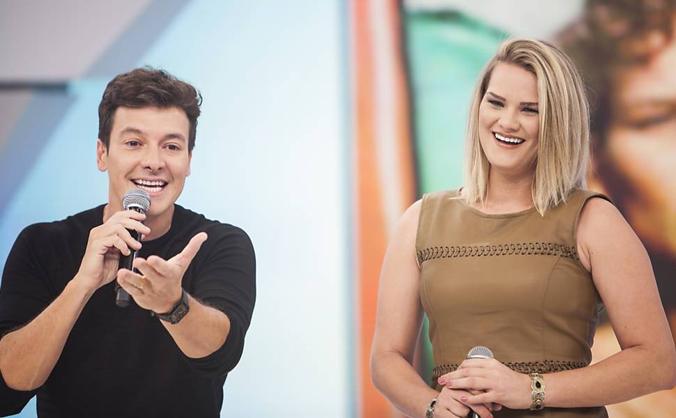 Ex-modelo Loemy reaparece com novo visual