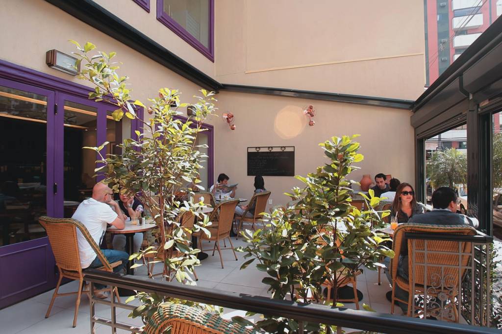 Minipadarias ganham espaço com receitas finas e decoração charmosa