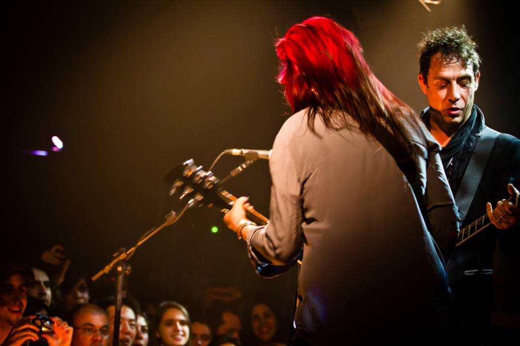 Moderninhos lotam o Beco 203 para ver The Kills