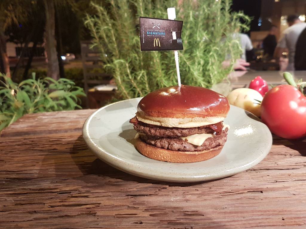 Testamos o novo hambúrguer do McDonald’s
