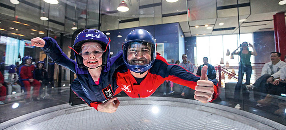 Agora é possível “cair de paraquedas” em plena Marginal Pinheiros