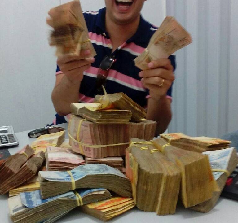 carlos-luciano-propina
