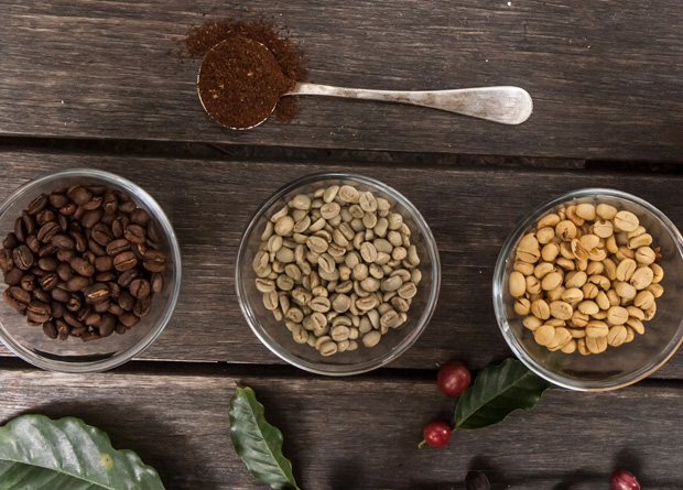 Cafeterias entregam café em grãos e moído