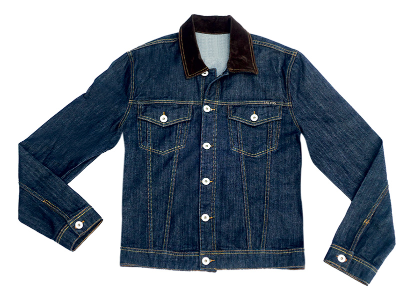 Novo clássico. A gola de camurça mudao modelo à la Marlon Brando. R$ 448,00. Triton, Rua Oscar Freire, 993, Jardim Paulista, tel.: 3085-9089, www.triton.com.br. Novo clássico. A gola de camurça mudao modelo à la Marlon Brando. R$ 448,00. Triton, Rua Oscar Freire, 993, Jardim Paulista, tel.: 3085-9089, www.triton.com.br.