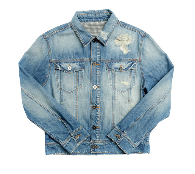 Delavê. Cor clara e rasgados para quem gostada aparência de “velha”. R$ 589,00. Ellus, Shopping Cidade Jardim, tel.: 3552-6699,www.ellus.com.br. Delavê. Cor clara e rasgados para quem gostada aparência de “velha”. R$ 589,00. Ellus, Shopping Cidade Jardim, tel.: 3552-6699,www.ellus.com.br.