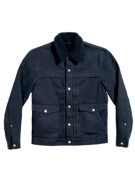 	À prova de frio. Com forro de lã de carneiro. R$ 389,90. Levi’s, Rua Oscar Freire, 1.128,Jardim Paulista, tel.: 3062-2879, www.levi.com.br.