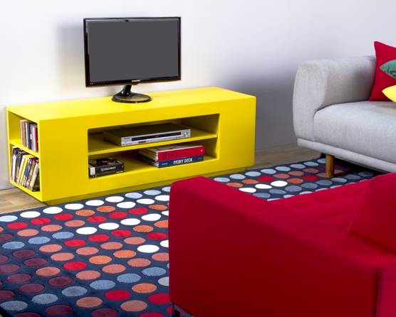 	O mais pedido: rack Masp (R$ 599,00, amarelo ou vermelho) &eacute; um dos mais pedidos