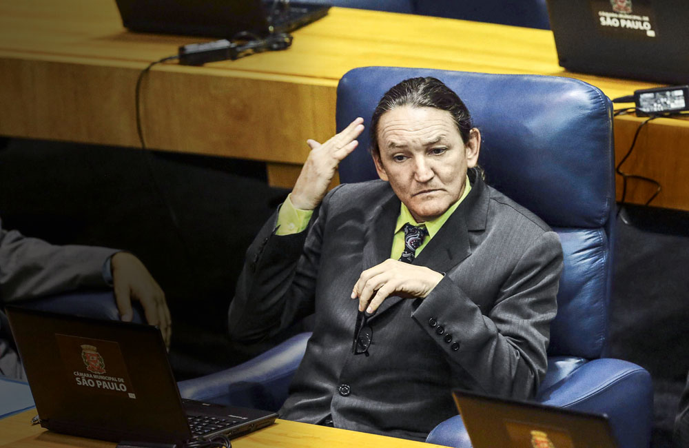 Vereador e comediante da TV, Marquito é investigado por desvios