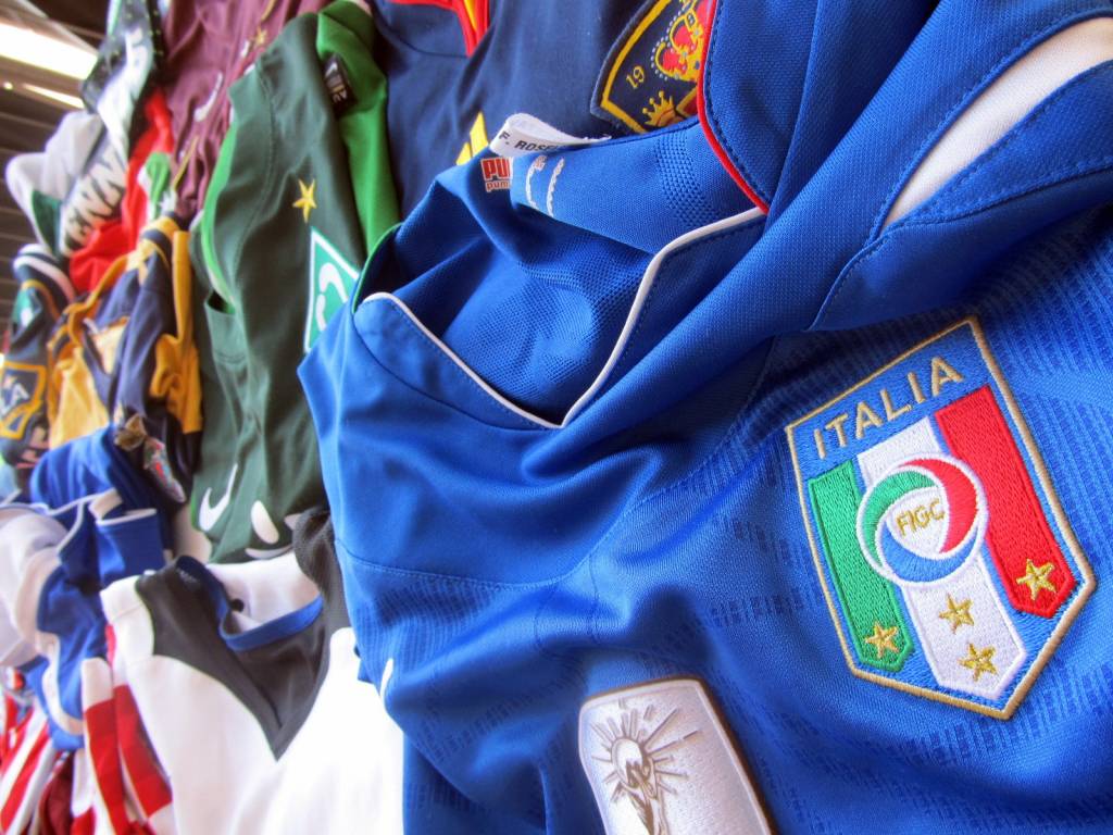 Museu do Futebol realiza encontro de colecionadores de camisas