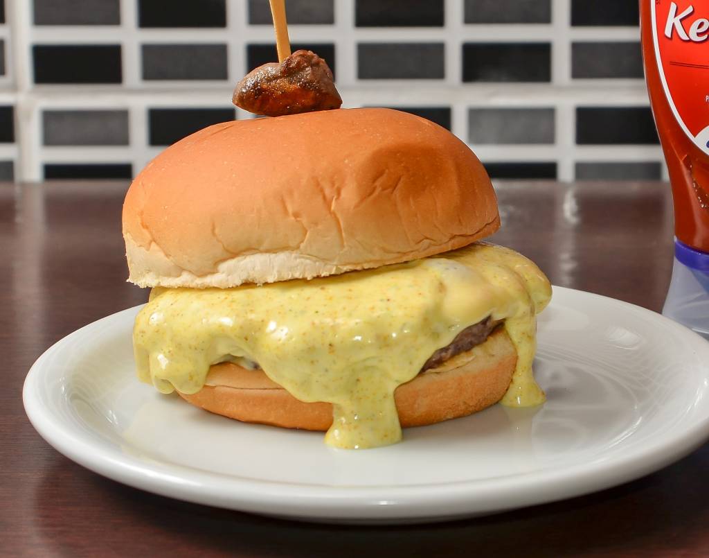 Experimentamos o hambúrguer de coração de frango