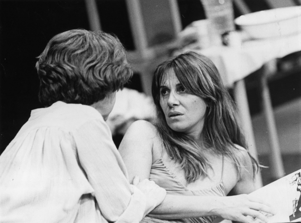 As Lágrimas Amargas de Petra von Kant: Fernanda Montenegro dividiu o palco com Renata Sorrah As Lágrimas Amargas de Petra von Kant: Fernanda Montenegro dividiu o palco com Renata Sorrah