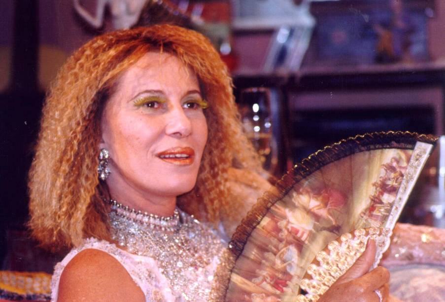 Renata interpreta a personagem Zenilda na novela "A Indomada" (1997)