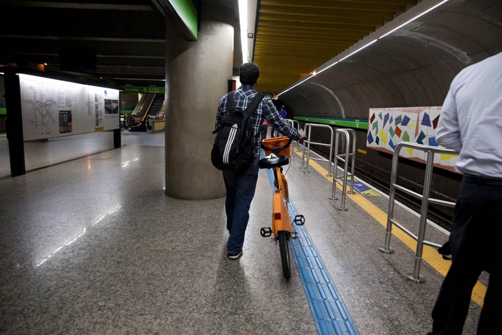Um dia de ciclista no metrô